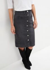 Spódnica dżinsowa z ozdobnymi guzikami. Niebieskie spódnice damskie bonprix, bez wzorów, klasyczne, mini. Za 77.99 zł.