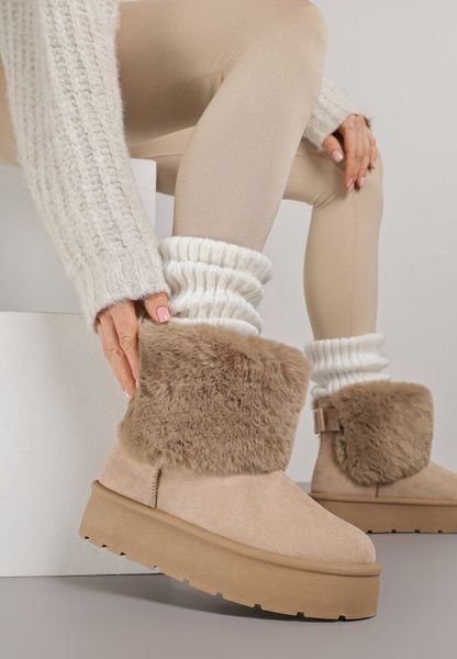 Ciemnobeżowe Śniegowce za Kostkę Mocno Ocieplane z Futerkiem na Platformie Reilanna. Brązowe śniegowce damskie Born2be, z futra, za kostkę, bez zapięcia. Za 64.99 zł.