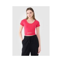 T-shirt crop top gładki damski 4F 4FRSS25TTSHF2695. Czerwone t-shirty damskie 4F, bez wzorów, z bawełny, bez kołnierzyka, bez ramiączek. Za 34.99 zł.