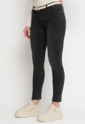 Czarne Jeansy o Kroju Skinny z Niskim Stanem Solavina. Czarne jeansy damskie Born2be, bez wzorów, z jeansu, eleganckie, z obniżonym stanem. Za 89.99 zł.