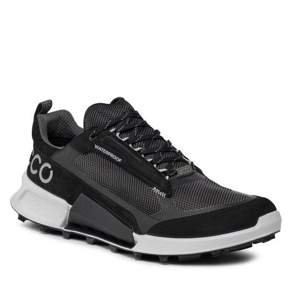 Trekkingi ECCO. Czarne buty zimowe męskie ecco, bez wzorów, bez obcasa, bez zapięcia. Za 699.99 zł.