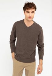 Sweter z dekoltem w serek S-STIG. Brązowe swetry męskie Volcano, m, bez wzorów, z bawełny, klasyczne, bez kołnierzyka, bez ramiączek. Za 139.99 zł.