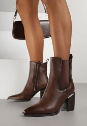 Brązowe Botki Zdobione Elastyczną Wstawką i Metaliczną Aplikacją Tivitta. Brązowe botki damskie Born2be, z aplikacjami, z jeansu, biznesowe, bez obcasa, na obcasie, bez zapięcia. Za 129.99 zł.