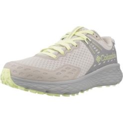 Buty COLUMBIA KONOS TRS OUTDRY Jasnobrązowy. Brązowe obuwie trekkingowe damskie Columbia, z syntetyku, bez zapięcia. Za 531.35 zł.