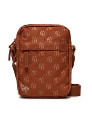 New Era Saszetka Monogram Side Nyy 60503775 Brązowy. Brązowe saszetki i nerki męskie New Era, bez wzorów, z materiału. Za 89.99 zł.