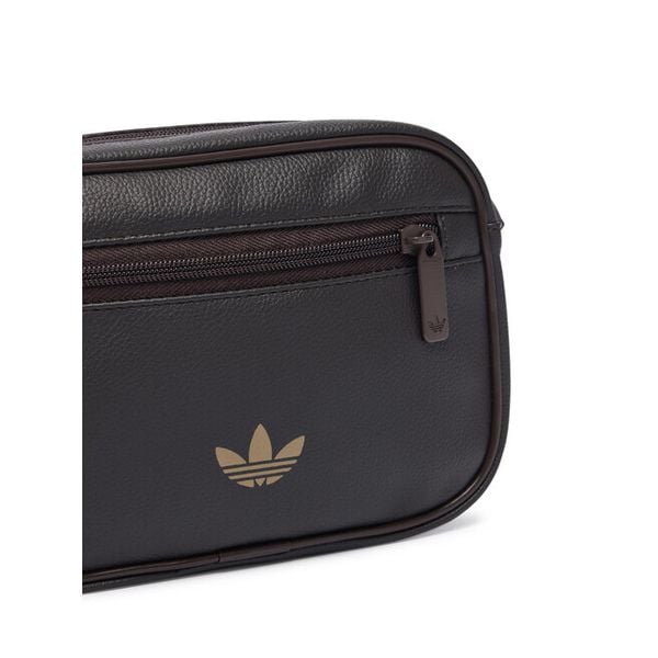 Saszetka adidas. Brązowe saszetki i nerki męskie Adidas, małe. Za 134.99 zł.