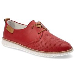 Czerwone Półbuty Artiker Stylowe Obuwie Damskie. Czerwone półbuty damskie Artiker, bez wzorów, eleganckie, bez obcasa, na płaskiej podeszwie, bez zapięcia. Za 203.99 zł.
