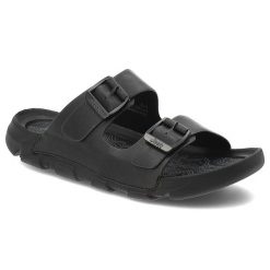Czarne Klapki Jeep Wygodne Obuwie Męskie. Czarne klapki męskie Jeep, bez wzorów, bez zapięcia. Za 209.00 zł.