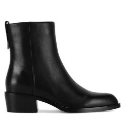 Botki GINO ROSSI. Czarne botki damskie Gino Rossi, bez wzorów, bez obcasa, na słupku, bez zapięcia. Za 309.99 zł.