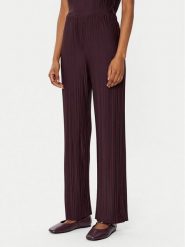 Gina Tricot Spodnie materiałowe 23460 Bordowy Regular Fit. Czerwone spodnie materiałowe damskie Gina Tricot, bez wzorów, z materiału. Za 109.99 zł.