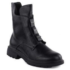 Botki damskie na płaskim obcasie ocieplane czarne Jezzi MR2501-4. Czarne botki damskie Jezzi, bez wzorów, ze skóry ekologicznej, bez obcasa, na płaskiej podeszwie, bez zapięcia. Za 99.99 zł.