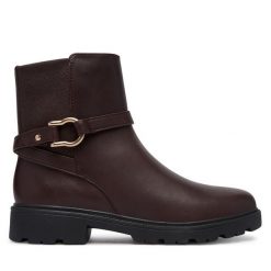 Botki Clarks. Brązowe botki damskie Clarks, bez wzorów, bez obcasa, na płaskiej podeszwie, bez zapięcia. Za 479.99 zł.