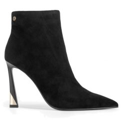 Botki Eva Minge. Czarne botki damskie Eva Minge, bez wzorów, bez obcasa, na szpilce, bez zapięcia. Za 479.99 zł.