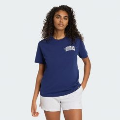 Koszulka Collegiate Graphic. Niebieskie bluzki damskie Adidas, xs, bez wzorów, z bawełny, sportowe, bez kołnierzyka, bez ramiączek. Za 109.00 zł.