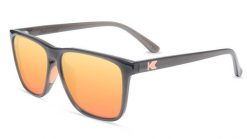Okulary przeciwsłoneczne dla dorosłych - kategoria 3 z polaryzacją - Jelly Grey. Szare okulary przeciwsłoneczne damskie KNOCKAROUND, prostokątne. Za 186.15 zł.