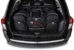 Torby Do Bagażnika Jeep Compass 2007-2015 4Szt Kjust. Czarne torby podróżne damskie KJUST, bez wzorów, z kauczuku. Za 1,196.00 zł.