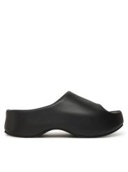 INUIKII CLOG LEATHER Klapki damskie. Czarne klapki damskie Inuikii, bez wzorów, ze skóry, eleganckie, bez obcasa, na platformie, bez zapięcia. Za 759.99 zł.