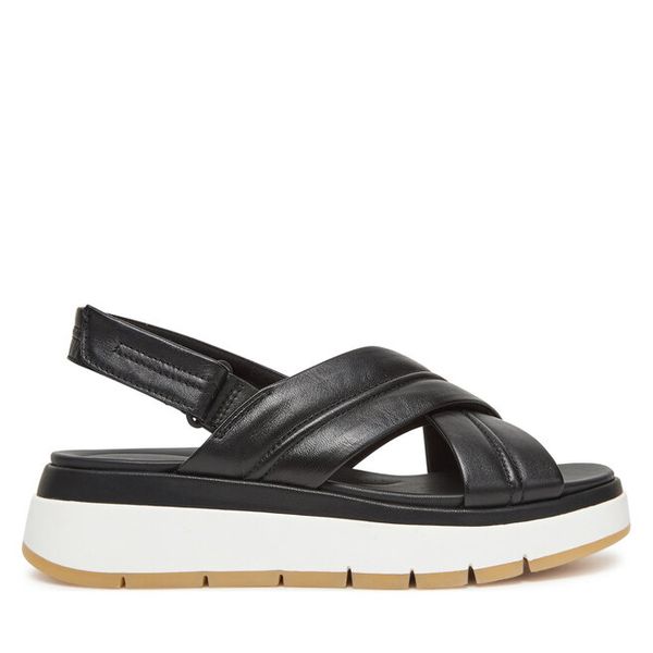 Sandały Clarks. Czarne sandały damskie Clarks, bez wzorów, bez obcasa, na koturnie, bez zapięcia. Za 359.99 zł.