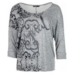Desigual T-shirt damski Nisa S szary. Szare t-shirty damskie Desigual, s, bez wzorów, bez kołnierzyka, bez ramiączek. W wyprzedaży za 201.00 zł.
