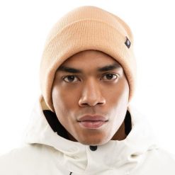 Zimowa czapka beanie Sporty zimowe Siroko Snowflake Brown. Brązowe czapki damskie SIROKO, na zimę, bez wzorów, z tkaniny, eleganckie. Za 126.00 zł.