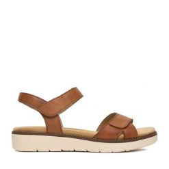 Sandały Remonte. Brązowe sandały damskie Remonte, bez wzorów, bez obcasa, na płaskiej podeszwie, bez zapięcia. Za 369.99 zł.