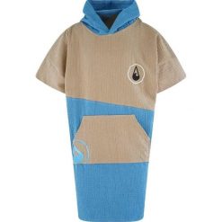 Ponczo Wave Hawaii Travel Ponczo Lightd L - XL WH4017 Wielokolorowy 105 x 80 cm. Niebieskie szlafroki damskie WAVE HAWAII, l, bez wzorów, bez ramiączek, bez kaptura. Za 260.00 zł.