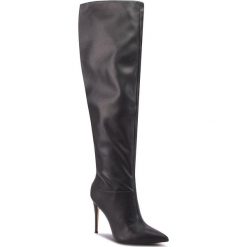Muszkieterki GUESS - FLORA4 ELE11 BLACK. Czarne kozaki damskie Guess, bez wzorów, z materiału, przed kolano, bez obcasa, bez zapięcia. W wyprzedaży za 479.00 zł.