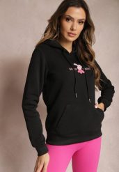 Czarna Ocieplona Bluza z Kapturem Ozdobiona Naszywką i Napisem Eirellia. Czarne bluzy damskie Renee, l, z aplikacjami, z dzianiny, casualowe, bez ramiączek, z kapturem. Za 79.99 zł.