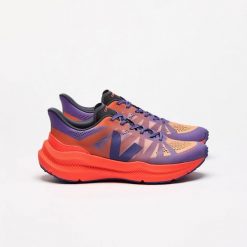 Buty sportowe VEJA Condor 3 Adv Enmesh Grad_Purple_Oran damskie wielokolorowe. Czerwone obuwie sportowe damskie Veja, bez wzorów, bez zapięcia, do biegania. Za 529.00 zł.