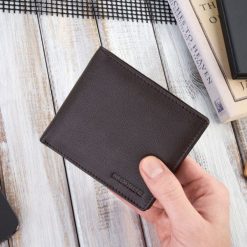 Męski Skórzany Portfel Brødrene G-27 Brązowy. Brązowe portfele męskie Brødrene, bez wzorów, ze skóry. Za 54.00 zł.