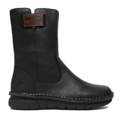 Botki Rieker. Czarne botki damskie Rieker, bez wzorów, bez obcasa, na płaskiej podeszwie, bez zapięcia. Za 439.99 zł.
