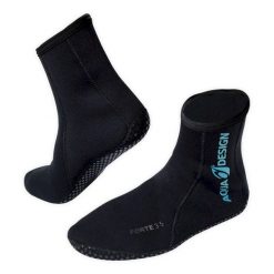 Skarpety neoprenowe Aquadesign Forte. Czarne skarpetki damskie AQUADESIGN, bez wzorów, z materiału. Za 99.00 zł.