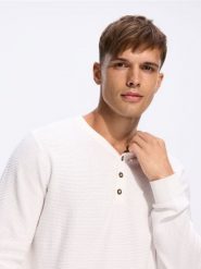 Strukturalny sweter z domieszką lnu - złamana biel. Swetry męskie Reserved, l, bez wzorów, z bawełny, bez kołnierzyka, bez ramiączek. Za 129.99 zł.