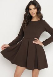 Brązowa Elegancka Sukienka o Rozkloszowanym Kroju Temitonia. Brązowe sukienki damskie Born2be, m, bez wzorów, eleganckie, bez kołnierzyka, bez ramiączek, mini, rozkloszowane. Za 119.99 zł.