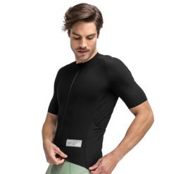 Koszulka rowerowa gravel męska GM2 Tasmania. Czarne bluzy męskie SIROKO, m, bez wzorów, z materiału, sportowe, bez ramiączek, bez kaptura. Za 254.00 zł.