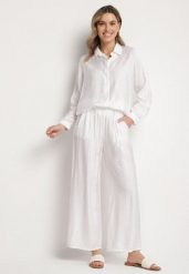 Biały Komplet o Kroju Oversize Koszula i Spodnie Ulosarenia. Białe koszule damskie Born2be, l, z aplikacjami, eleganckie, bez kołnierzyka, bez ramiączek. Za 109.99 zł.