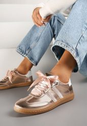 Szampańskie Sneakersy Tenisówki Lakierowane Ozdobione Koronką Deolana. Żółte trampki i tenisówki damskie Born2be, z aplikacjami, z jeansu, bez zapięcia. Za 69.99 zł.
