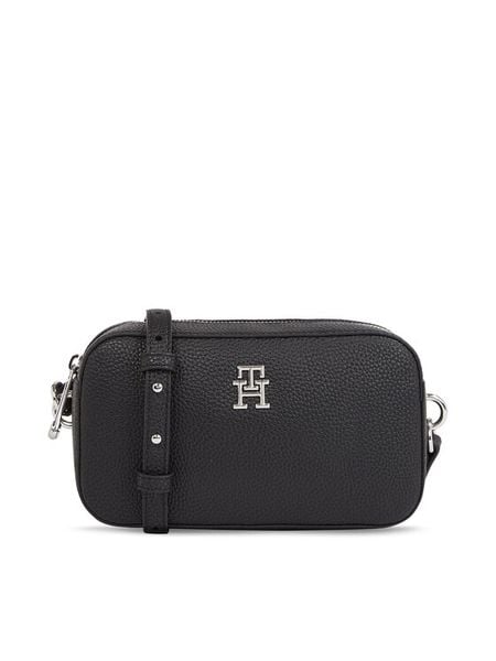 Tommy Hilfiger Torebka Th Emblem Camera Bag AW0AW15179 Czarny. Czarne listonoszki damskie Tommy Hilfiger, bez wzorów, ze skóry, bez dodatków. Za 259.99 zł.