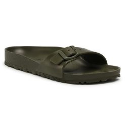 Klapki Birkenstock. Zielone klapki damskie Birkenstock, bez wzorów, bez obcasa, bez zapięcia. Za 219.99 zł.