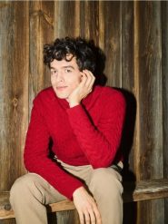 Wełniany golf o warkoczowym splocie - czerwony. Czerwone swetry męskie Reserved, l, bez wzorów, z dzianiny, bez kołnierzyka, bez ramiączek. W wyprzedaży za 139.99 zł.