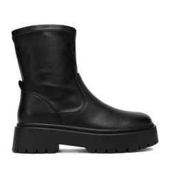 Botki DeeZee. Czarne botki damskie DeeZee, bez wzorów, bez obcasa, na płaskiej podeszwie, bez zapięcia. Za 229.99 zł.