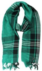 Lekki Szalik Wiosenno-Jesienny - Teer - Turkusowy w Kratę. Zielone szaliki męskie Teer, bez wzorów, z materiału. Za 45.00 zł.