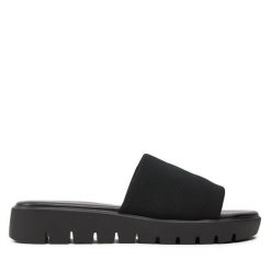 Klapki Call It Spring. Czarne klapki damskie Call it Spring, bez wzorów, bez obcasa, bez zapięcia. Za 149.99 zł.