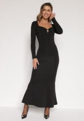 Czarna Sukienka z Wiskozą Ozdobiona Metalową Klamrą Refira. Czarne sukienki damskie Born2be, na co dzień, s, bez wzorów, z wiskozy, eleganckie, bez kołnierzyka, bez ramiączek, proste. Za 149.99 zł.