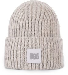 Czapka damska UGG Chunky. Czapki damskie UGG, na zimę, bez wzorów. Za 249.00 zł.