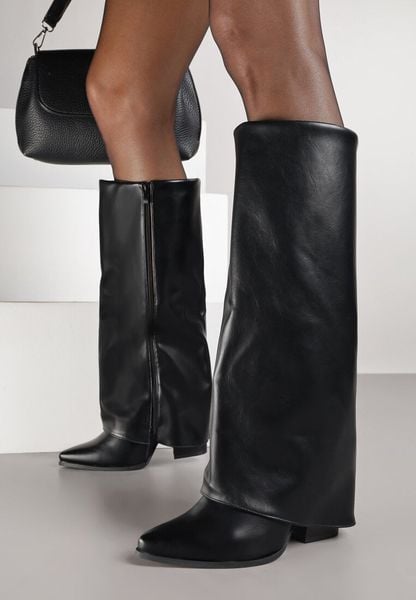 Czarne Kozaki Typu Kowbojki na Stożku z Wywiniętą Cholewką Nalloria. Czarne kozaki damskie Born2be, bez wzorów, bez obcasa, na obcasie, bez zapięcia. Za 169.99 zł.