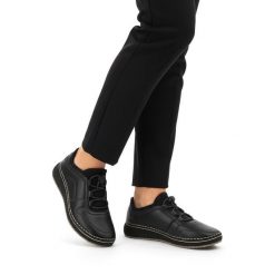 Półbuty damskie Rieker, naturalna skóra licowa wsuwane i na lekkim koturnie, czarne, 50960-00. Czarne półbuty damskie Rieker, bez wzorów, ze skóry, bez obcasa, na koturnie, bez zapięcia. Za 349.00 zł.