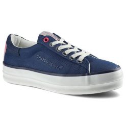 Trampki damskie Cross Jeans, z materiału tekstylnego o drobnym splocie z klasycznym sznurowaniem wzmocnioną strefą pięty oraz podwyższoną płaską pode. Niebieskie trampki i tenisówki damskie Cross Jeans, bez wzorów, z jeansu, bez zapięcia. Za 86.20 zł.