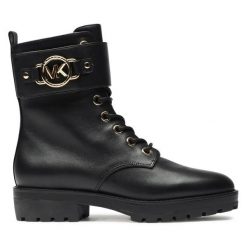 Botki MICHAEL Michael Kors. Czarne botki damskie MICHAEL Michael Kors, bez wzorów, bez obcasa, na płaskiej podeszwie, bez zapięcia. Za 1,389.00 zł.