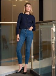 Jeansy skinny - granatowy. Niebieskie jeansy damskie Sinsay, bez wzorów, z denimu, z podwyższonym stanem. W wyprzedaży za 24.99 zł.